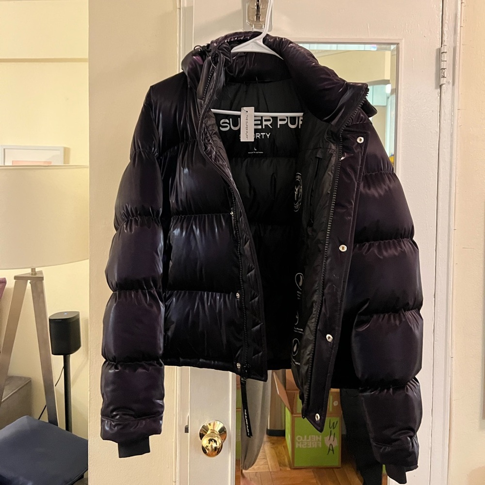 SUPERPUFF - purple high gloss shorty jacket